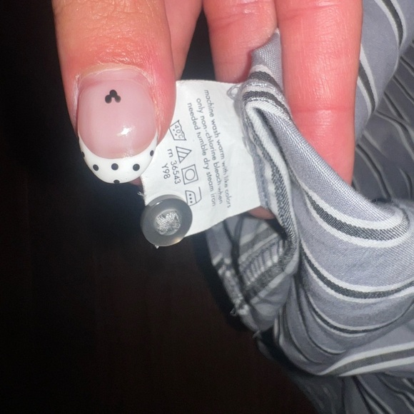 Men's Michael Kors Striped Gray Shirt Size 34/35 - Picture 2 of 7